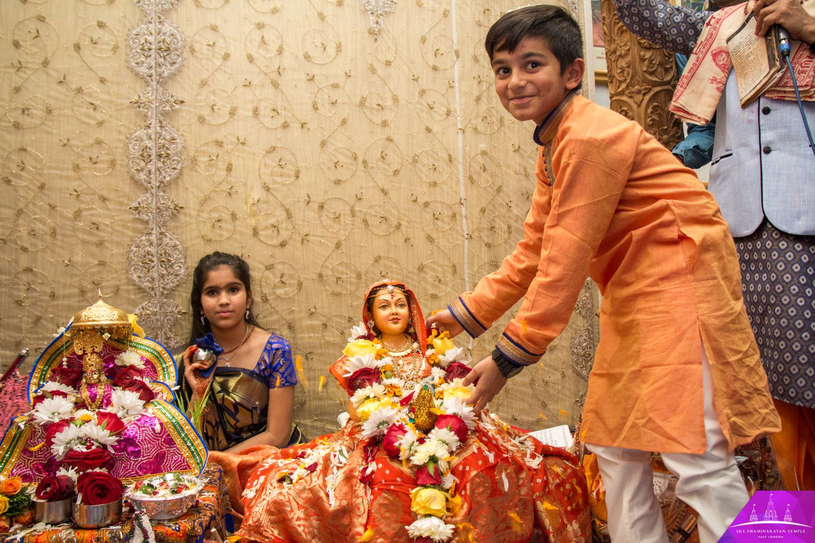 ©1987-2017 SKS Swaminarayan Temple East London